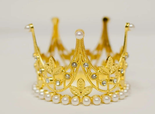 Med Crown with Pearls